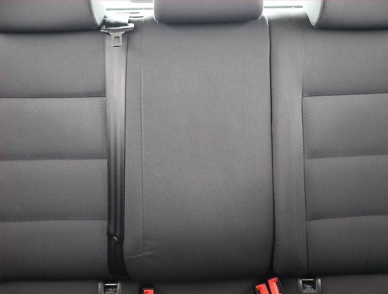 Volkswagen Golf (2005) Sport 2.0 TDI, Serv.kniha - fotka 10 z 15