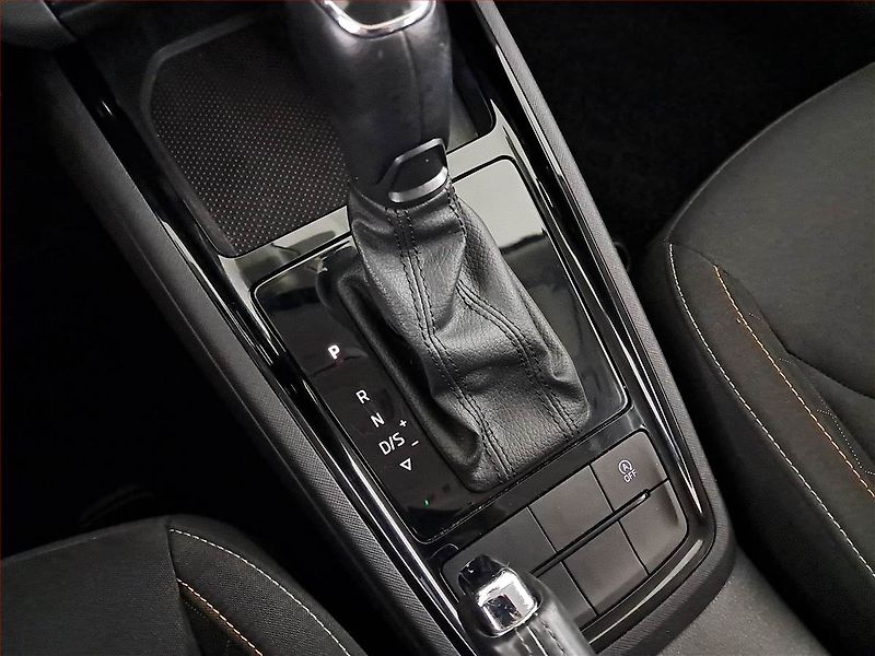 Škoda Scala (2021) 1.0 TSI, Automat, Tempomat - fotka 13 z 20