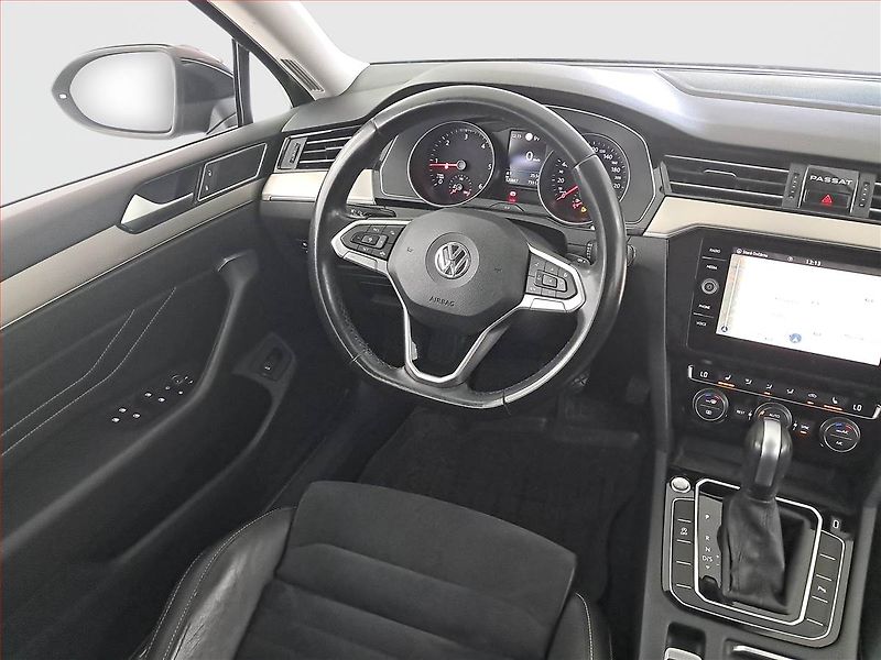 Volkswagen Passat (2020) Elegance 2.0 TDI - fotka 7 z 17