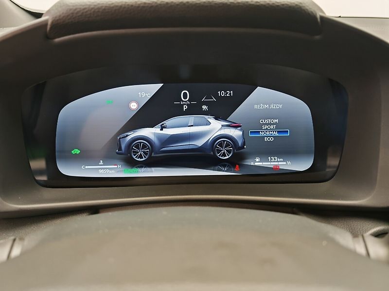Toyota C-HR 2.0 Hybrid 4x2 Executive - fotka 35 z 46