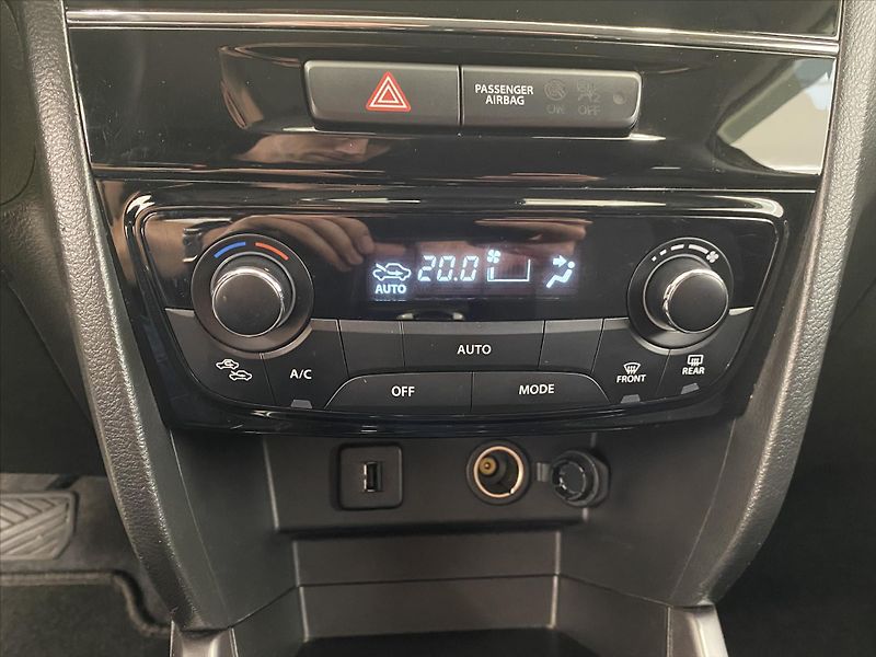 Suzuki Vitara 1,4 BoostJet Allgrip - fotka 19 z 27