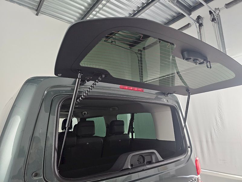 Toyota ProAce Verso (2026) 2.2D 130kW 8AT VIP 7S - fotka 28 z 29