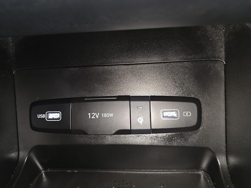 Hyundai Tucson 1.6-DPH-V ZÁRUCE-KAMERA - fotka 35 z 35