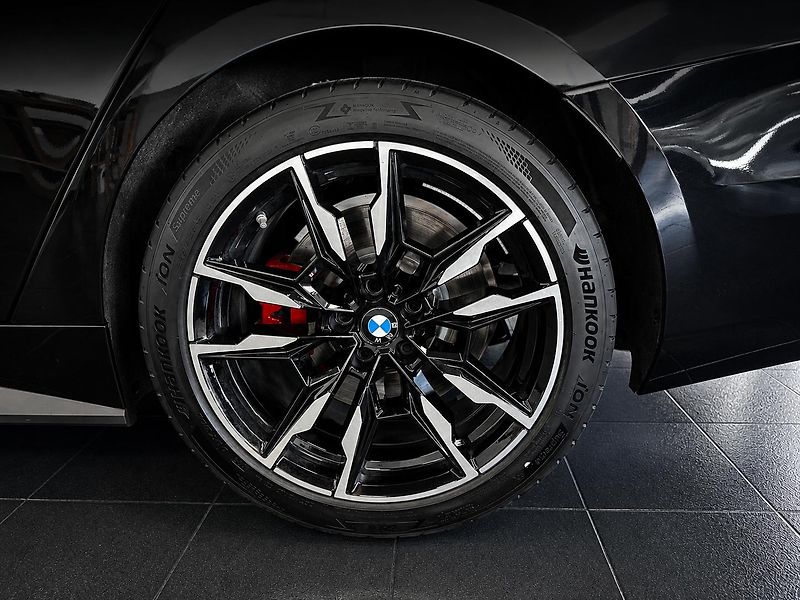 BMW Řada 4 BMW 440i xDrive Gran Coupe - fotka 7 z 11