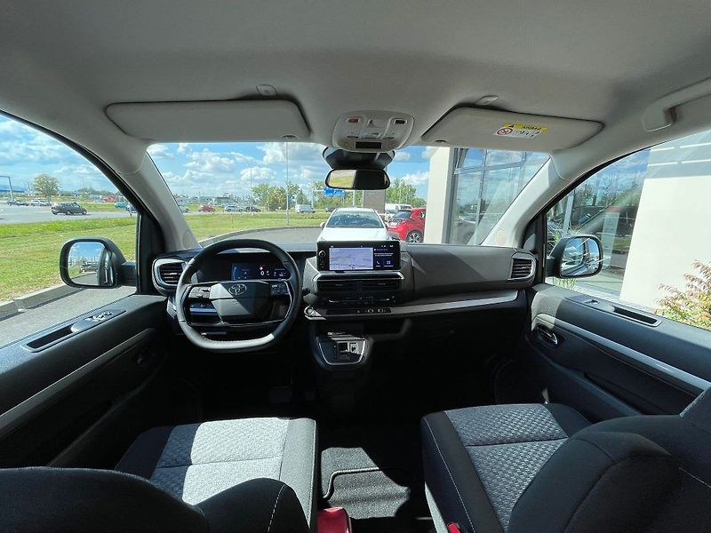 Toyota ProAce Verso 2.0 D A/T L2 Family 8S Webasto - fotka 22 z 29