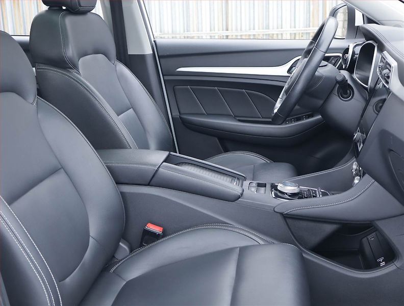 MG ZS (2020) Luxury EV 42.5 kWh, SoH 83% - fotka 9 z 25