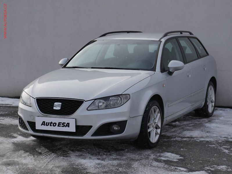 Seat Exeo (2012) 2.0TDi, ČR - fotka 3 z 17