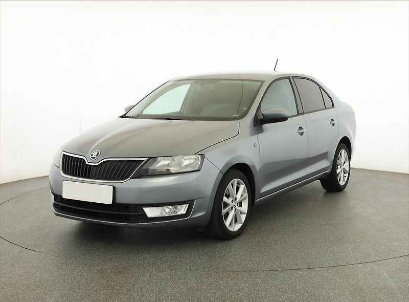 Škoda Rapid (2013) Elegance 1.6 TDI - fotka 2 z 15