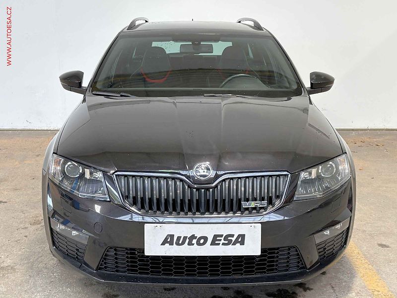 Škoda Octavia (2016) 2.0 TDí, RS Challange, DSG - fotka 2 z 16