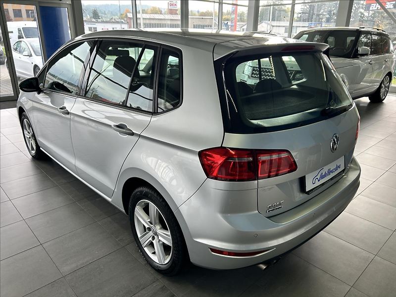 Volkswagen Golf Sportsvan 1,4   TSI 92kW,SERVISKA,2.MAJ - fotka 4 z 24