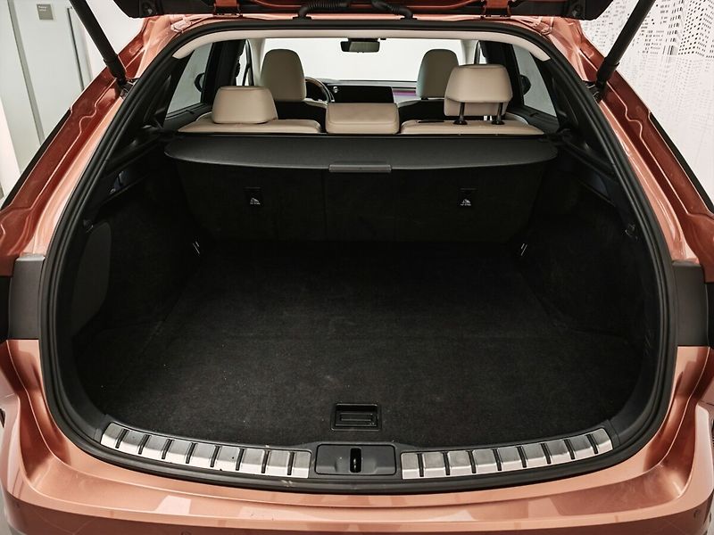 Lexus RX 450h plus RX 450h+ Luxury - fotka 12 z 50