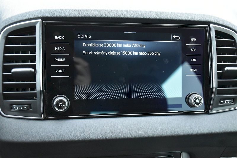 Škoda Karoq (2025) Top Selection 2.0 TDI 110kW 4x - fotka 22 z 34