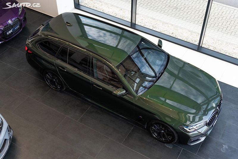 BMW Řada 5 (2021) 540d xDrive možný odpočet DPH - fotka 26 z 26