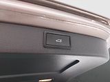 Škoda Superb (2010) Elegance 2.0 TDI, Automat - náhled 24
