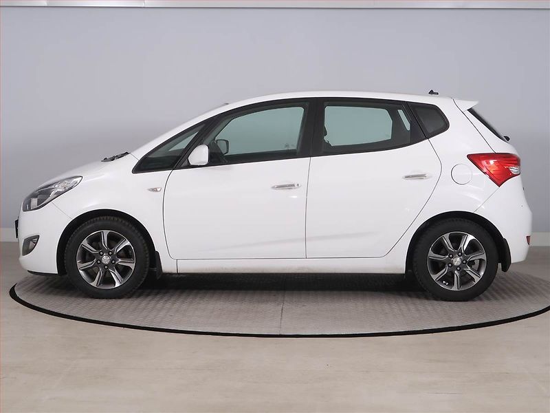 Hyundai ix20 (2019) 1.6 CVVT, Serv.kniha, Tempomat - fotka 3 z 16