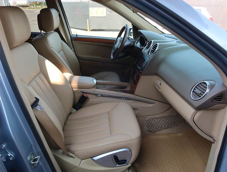 Mercedes-Benz Třídy M (2007) ML 350 , 4X4, Automat - fotka 9 z 20