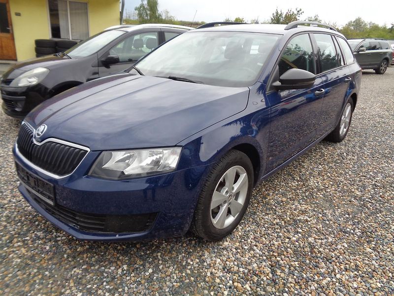 Škoda Octavia 1,6 TDI - fotka 2 z 15