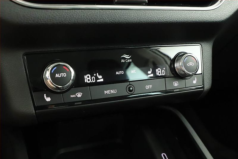 Škoda Scala (2023) Style 1.0 TSI, ČR,1.maj - fotka 17 z 19