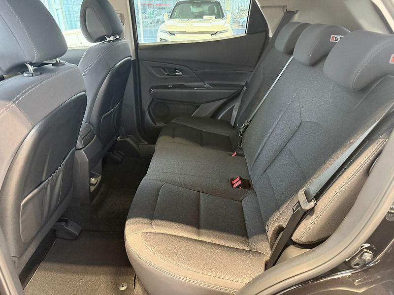 KGM Korando SMART 1.5 GDI-T 72698 - fotka 10 z 13