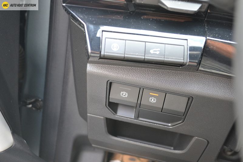 Renault Espace ICONIC E-TECH FULL HYBRID 200k - fotka 69 z 79