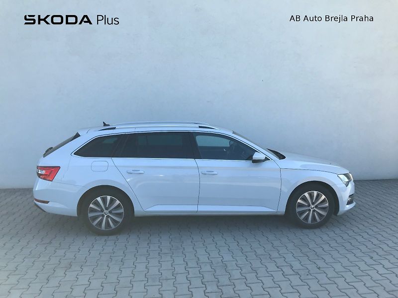 Škoda Superb (2022) COM GRT STY TD 110/2.0 6MP - fotka 8 z 26