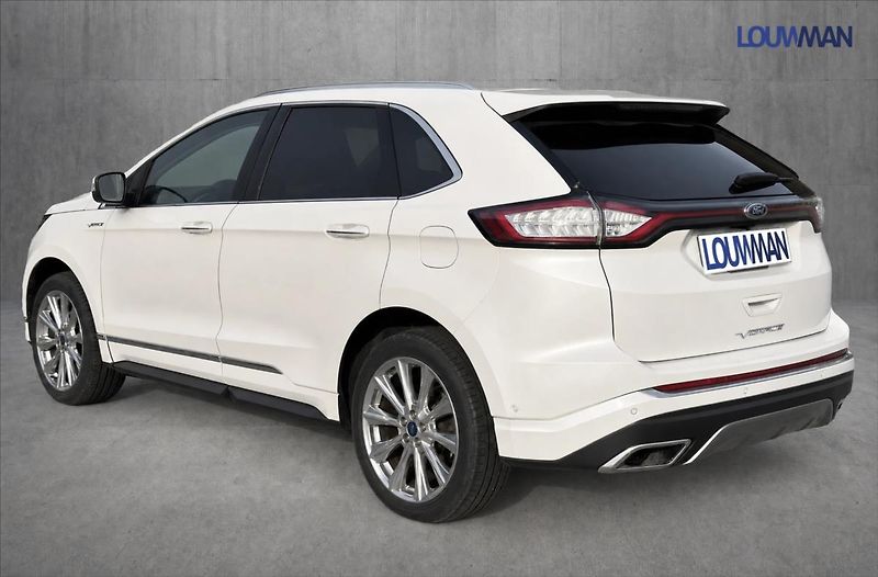 Ford Edge 2,0 TDCi Vignale AWD - fotka 17 z 19