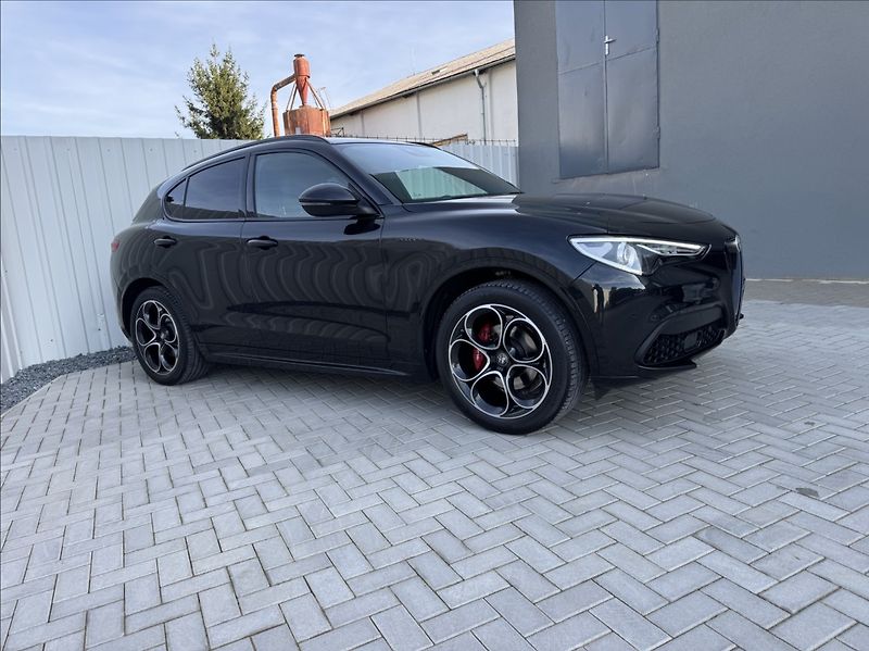 Alfa Romeo Stelvio 2,0 T Q4 AT8 ZF VELOCE původČR - fotka 1 z 50