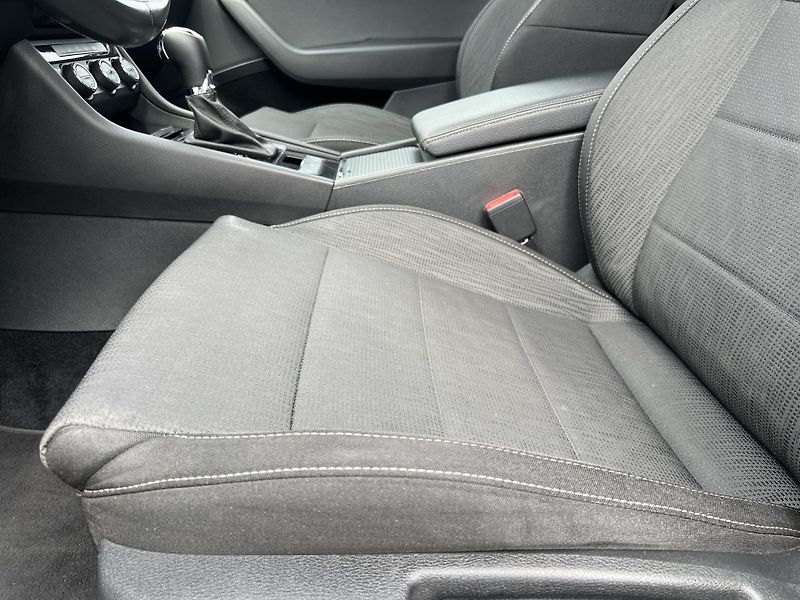 Škoda Superb 1.6TDi NAVI TEMPOMAT odp.DPH - fotka 11 z 43