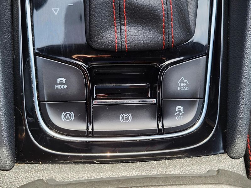 Škoda Kodiaq 2.0 TSI 180kW RS Challenge 4x4 - fotka 25 z 49
