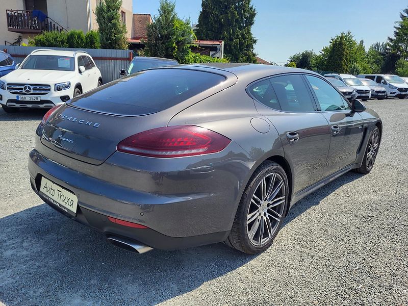 Porsche Panamera Diesel 3.0 V6 221kW - fotka 4 z 45