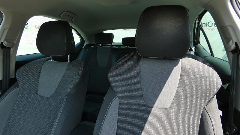 Škoda Octavia 2,0 TDI 85kW Fresh - fotka 7 z 23