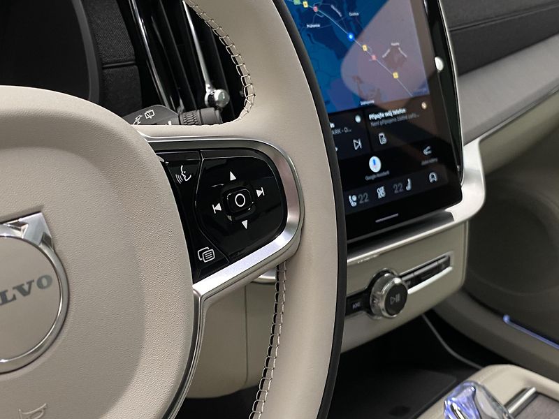Volvo XC90 (2026) T8 AWD Plug-in BRIGHT ULTRA - fotka 29 z 72