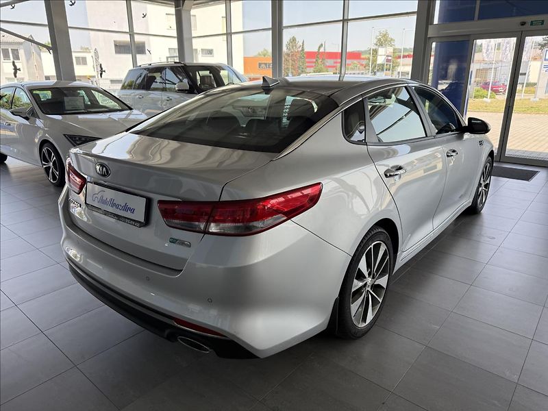 Kia Optima 1,7   CRDi 104kW,AUTOMAT,ČR - fotka 6 z 28