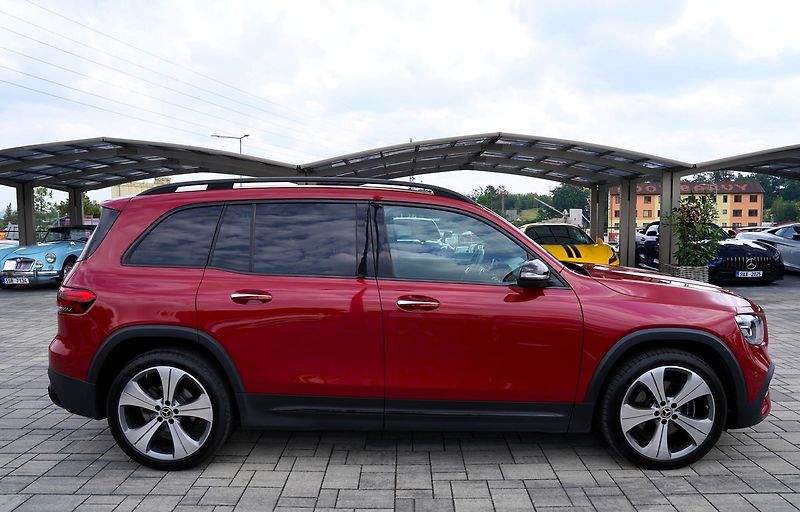Mercedes-Benz GLB 200d 4Matic/AMG/AT/150 PS/Led - fotka 7 z 41