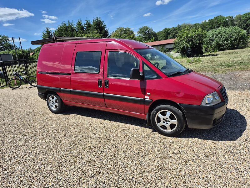 Fiat Scudo (2005) 2.0Hdi Long 5 míst  - fotka 2 z 22