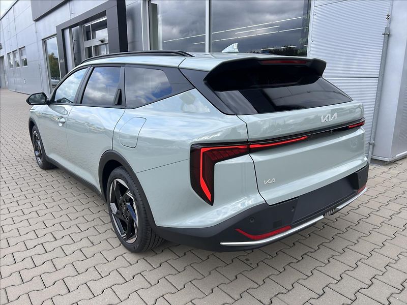 Kia K4 (2026) 1,6 SW T-GDi 7DCT Exclusive - fotka 4 z 6
