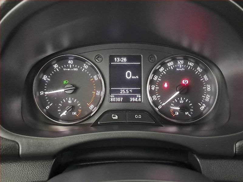 Škoda Fabia (2014) 1.2 TSI, Tempomat - fotka 11 z 19