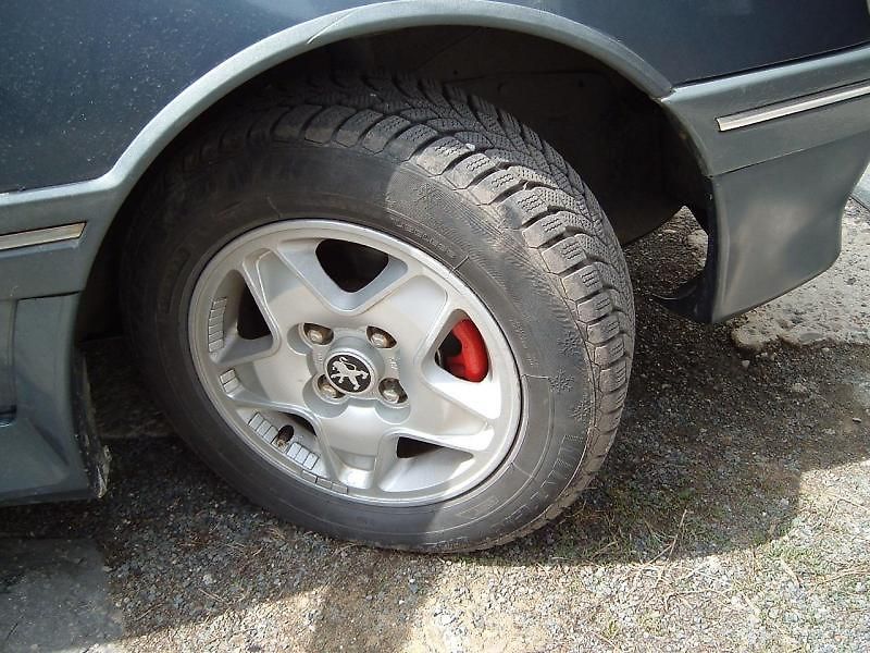 ZKUŠENOSTI UŽIVATELE: Peugeot 405 Mi16