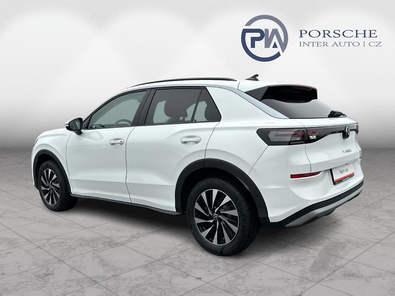 Volkswagen T-Roc (2025) Life 1,5 eTSI 85 kW 7DSG - fotka 4 z 22