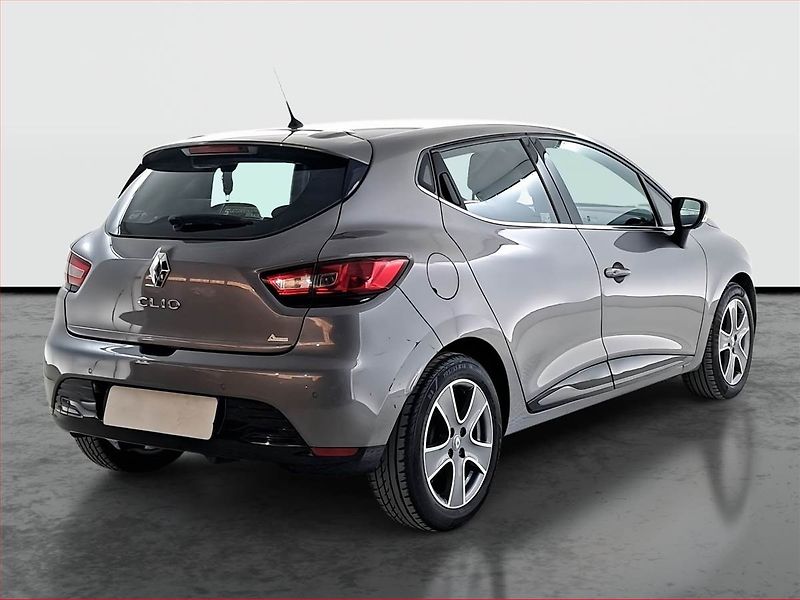 Renault Clio (2015) 1.2 16V, Navi, Tempomat - fotka 5 z 18