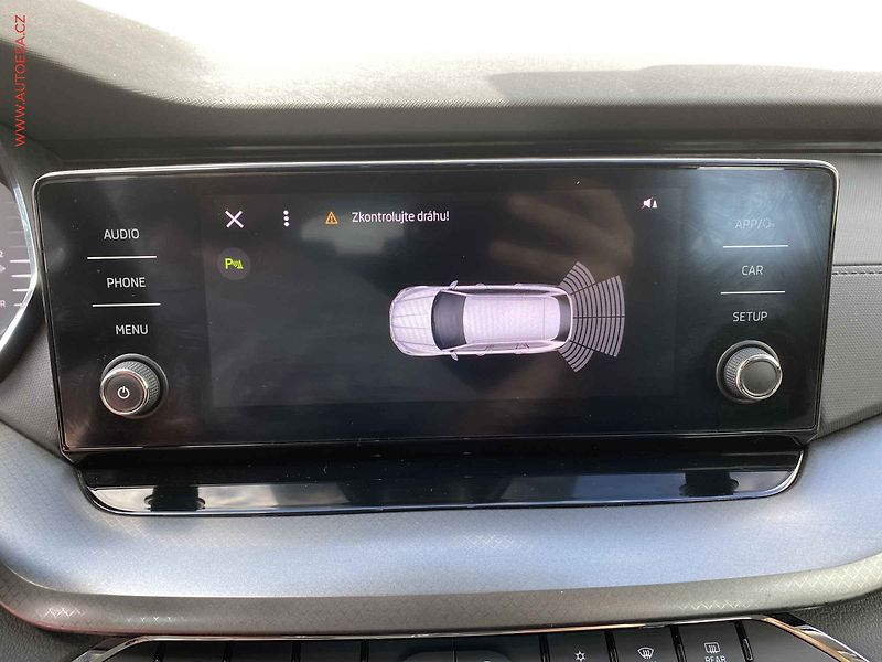 Škoda Octavia (2020) 2.0TDi, ČR, LED - fotka 18 z 18