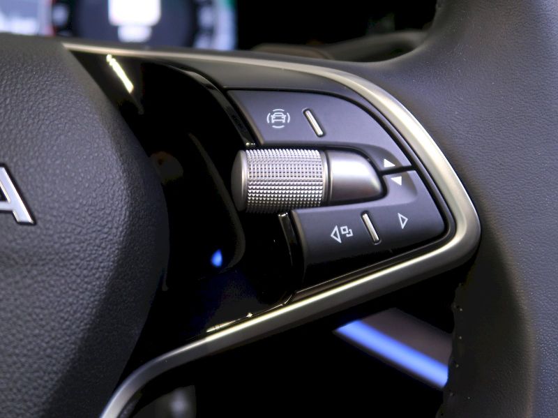 Škoda Superb (2025) LAURIN&KLEMENT 2.0TDI 142KW 4x - fotka 20 z 44