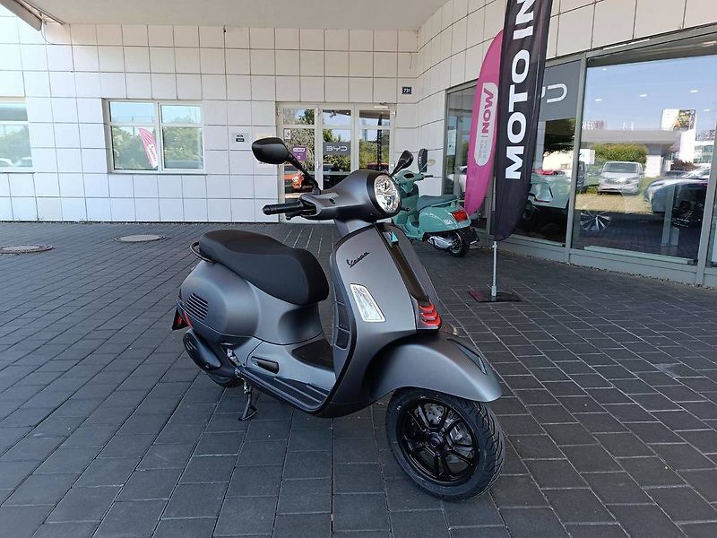 Vespa (2026) GTS 310 Super Sport Grigio Tra - fotografie inzerátu