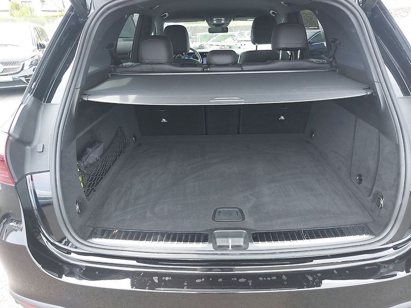 Mercedes-Benz GLE 450d 4Matic AMG - fotka 12 z 26