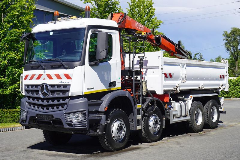 Mercedes-Benz (2020) Arocs 3236 8×4 / Crane Fassi - fotka 9 z 24