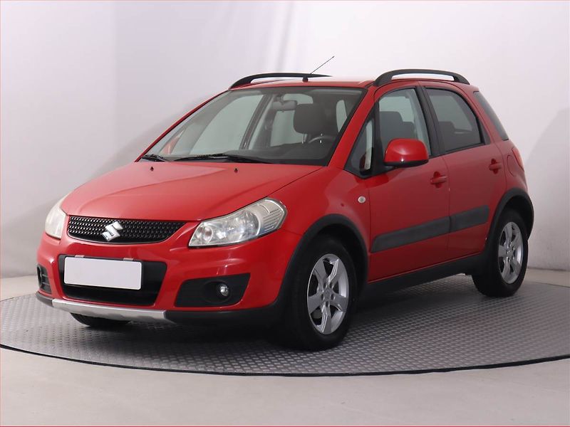 Suzuki SX4 (2013) 1.6 VVT, Automat, Serv.kniha - fotka 2 z 17