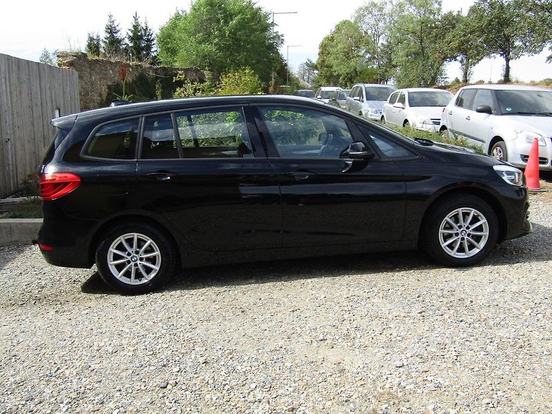 BMW Řada 2 (2019) GT 216D AUTOMAT - fotka 9 z 37