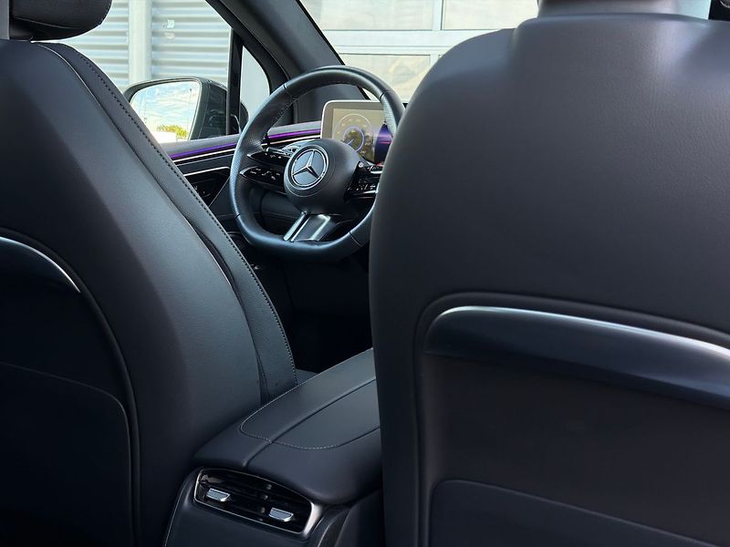 Mercedes-Benz Ostatní EQE 350 4MATIC SUV AMG - fotka 27 z 35