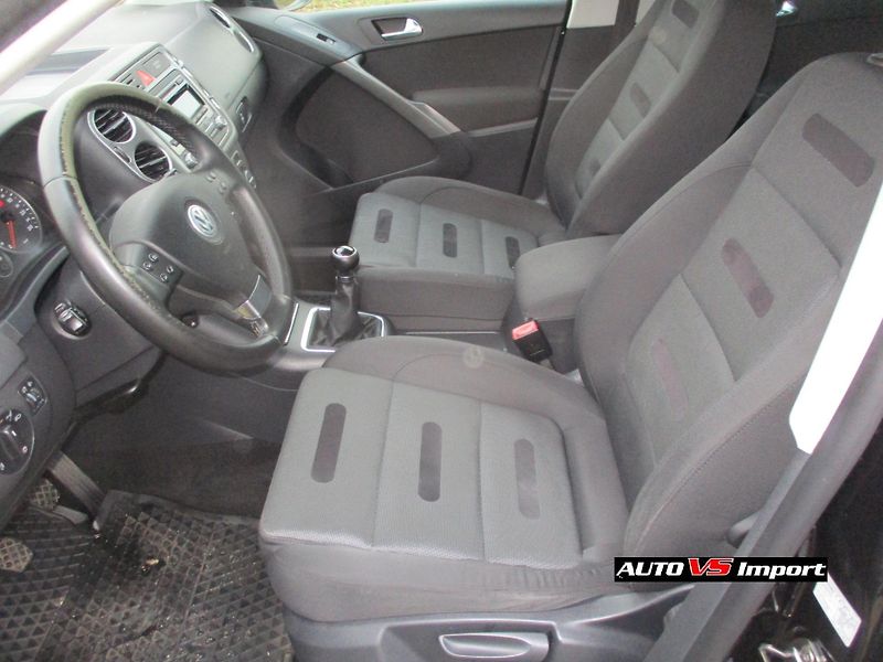 Volkswagen Tiguan 1.4TSi 4x4 NEZ.TOPENÍ*N.ROZVOD - fotka 14 z 45