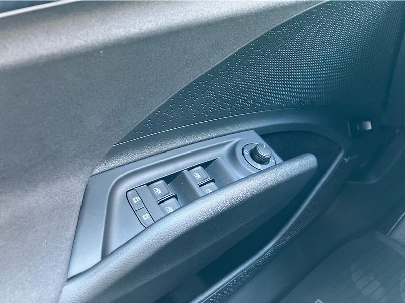 Škoda Elroq 85x vRS 250 kW 84 kWh - fotka 21 z 30